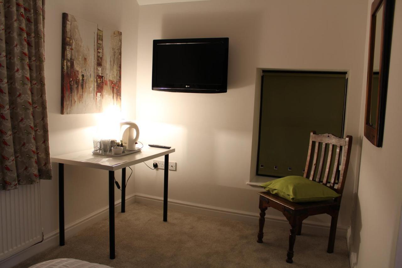 The Lodge B&B @ Cannock Chase Εξωτερικό φωτογραφία